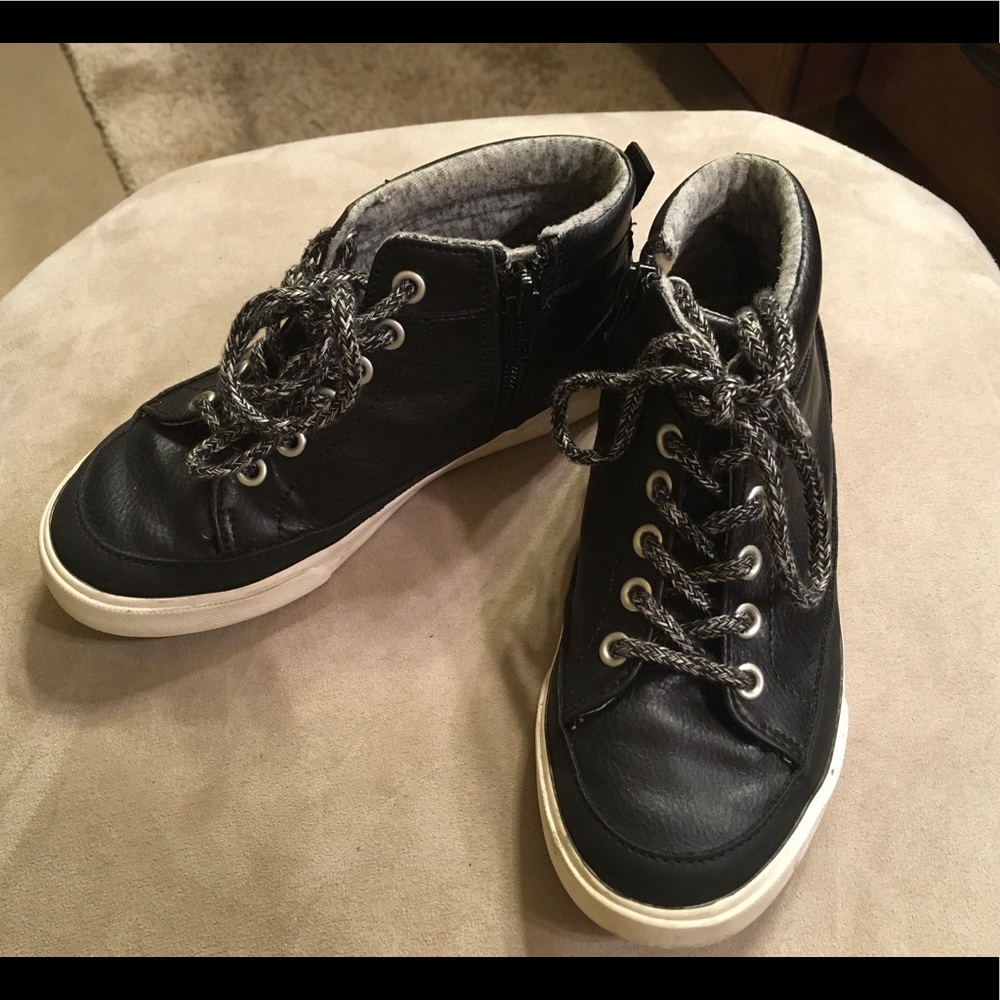 Stylish boys black leather boots